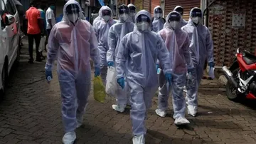 ଦିନକରେ ୫୪, ୭୩୬ଜଣ କରୋନା ଆକ୍ରାନ୍ତ ଚିହ୍ନଟ; ୮୫୩ ଜଣଙ୍କର ମୃତ୍ୟୁ