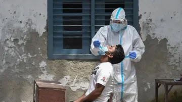 ଦିନକରେ ୬୯,୨୩୯ କୋଭିଡ୍-୧୯ ପଜିଟିଭ୍ ଚିହ୍ନଟ; ୯୧୨ ମୃତ୍ୟୁ