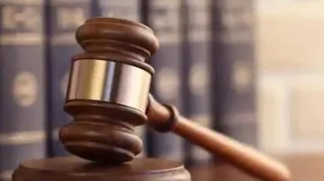 “ମହିଳାଙ୍କ ଜଙ୍ଘକୁ ସ୍ପର୍ଶ କରିବାର ଅର୍ଥ ଦୁଷ୍କର୍ମ”