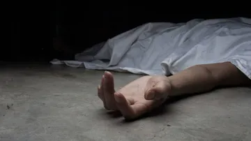 ଘରୁ ମିଳିଲା ନାବାଳିକାର ଅର୍ଦ୍ଧଦଗ୍ଧ ମୃତଦେହ