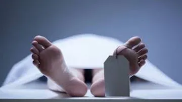 କାଠ ଫାଳିଆରେ ପିଟି ବାପାକୁ ମାରିଦେଲେ ମା’ ଝିଅ