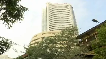 ନୂଆ ଆର୍ଥିକ ବର୍ଷ ଆରମ୍ଭରୁ ରେକର୍ଡ ସୃଷ୍ଟି କଲା ସେୟାର ବଜାର