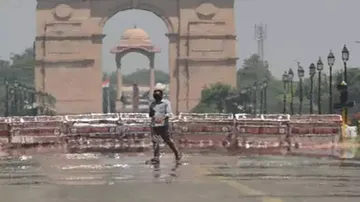 ପାଣିପାଗ ବିଭାଗର ପୂର୍ବାନୁମାନ, ପୁଣି ଦିଲ୍ଲୀରେ ହୋଇପାରେ ଧୂଳିଝଡ଼ ସହ ବର୍ଷା