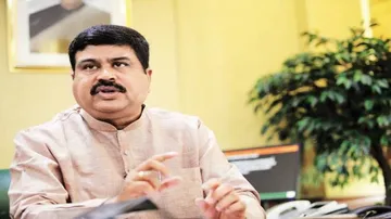 ଠକେଇ ମାମଲାରେ ନିରଞ୍ଜନ ପଟ୍ଟନାୟକଙ୍କୁ ନୋଟିସ୍‌ ପ୍ରସଙ୍ଗରେ ପ୍ରତିକ୍ରିୟା ରଖିଲେ ଧର୍ମେନ୍ଦ୍ର ପ୍ରଧାନ