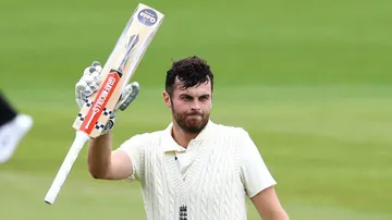 ସିବଲେ ଓ ଷ୍ଟୋକ୍ସଙ୍କ ଶତକ, ବଡ଼ ସ୍କୋର ଅଭିମୁଖେ ଇଂଲଣ୍ଡ