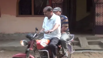 ସମାନ ନମ୍ବର ରଖି ଉତ୍ତୀର୍ଣ୍ଣ ହେଲେ ବାପ-ପୁଅ