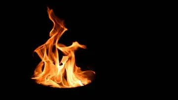 ଜୀବିକା ଗଲା, ଜୀବନ ବଞ୍ଚାଇବା ପାଇଁ ଡାକ୍ତରଖାନାରେ ସଂଘର୍ଷ କରୁଛନ୍ତି ଯୁବକ