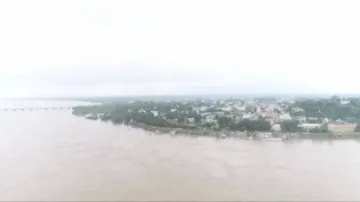 ବର୍ଷାରେ ବେହାଲ୍ ଓଡ଼ିଶା; ବୁଡ଼ିଛି ଚାଷ ଜମି, ଫସିଛନ୍ତି ଲୋକେ