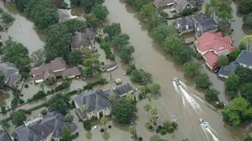 ଚନ୍ଦ୍ରର ଅବସ୍ଥିତିରେ ପରିବର୍ତ୍ତନ ଆଶଙ୍କା, ୨୦୩୦ରେ ବିଶ୍ୱକୁ ବିନାଶକାରୀ ବନ୍ୟା ଭୟ