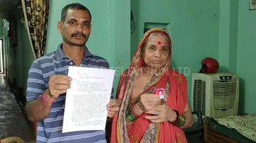 ଦୁବାଇରେ ଓଡ଼ିଆ ଶ୍ରମିକଙ୍କୁ ନିର୍ଯାତନା : ପୁଅକୁ ଫେରାଇ ଆଣିବାକୁ ମା’ର ଆକୁଳ ନିବେଦନ