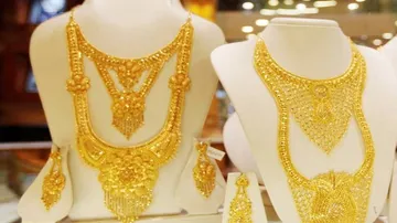 ୨ ଦିନରେ ୧,୬୦୦ ଟଙ୍କା ଶସ୍ତା ହେଲା ସୁନା