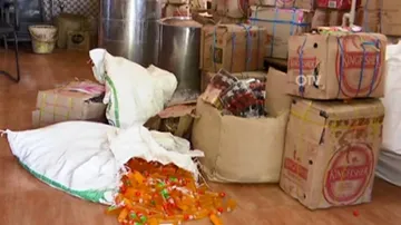 ଖୁଲାମ ଖୁଲା ବିକ୍ରି ଚାଲିଛି ନକଲି ମହୁ