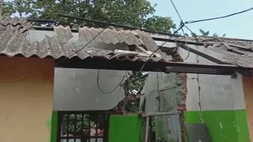 ଭୟଙ୍କର ବିସ୍ଫୋରଣରେ ଫରେଷ୍ଟ କର୍ମଚାରୀ ଗୁରୁତର