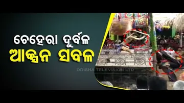 News Fuse- Lean Bhim goes tough on sturdy Duryodhan in a play