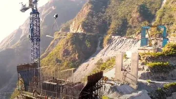 ଭାରତୀୟ ରେଲୱେର ଆଉଏକ ଉପଲବ୍ଧି, ନିର୍ମାଣ ହେଉଛି ଦେଶର ପ୍ରଥମ କେବୁଲ୍ ବ୍ରିଜ୍