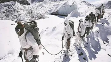 ବରଫ ଅତଡା ଖସି ୪ ଯବାନ ଶହୀଦ