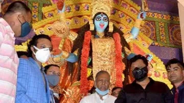 କାଳିପୂଜାରେ ଯୋଗ ଦେବା ପରେ ମିଳିଲା ହତ୍ୟା ଧମକ; କ୍ଷମା ମାଗିଲେ ବାଂଲାଦେଶ କ୍ରିକେଟ୍‌ କ୍ୟାପ୍ଟେନ୍ ଶାକିବ ଅଲ ହସନ