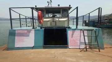 ନକ୍ସଲ ଅଟକ ରଖିଥିବା ୪ଟି ଲଞ୍ଚକୁ ଛାଡ଼ିଲେ 