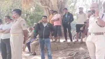 ପୋଖରୀରୁ ମିଳିଥିବା ଲେଗିଙ୍ଗସ୍‌ ମୃତ ନାବାଳିକାର ତ ?