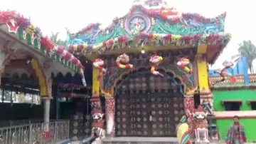 କାଳୀ ମନ୍ଦିରରେ ଲୁଟ୍‌