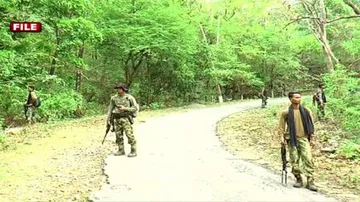 ସୀମାରେ ପୋଲିସ-ମାଓବାଦୀ ଗୁଳି ବିନିମୟ