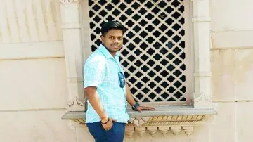 ହଷ୍ଟେଲରୁ ଡାକ୍ତରୀ ଛାତ୍ରଙ୍କ ଝୁଲନ୍ତା ମୃତଦେହ ଉଦ୍ଧାର