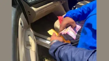 ୯ ଲକ୍ଷରୁ ଅଧିକ ଟଙ୍କା ଜବତ