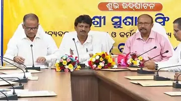 ଏଣିକି ଦୋକାନ ଓ ବ୍ୟବସାୟ ପ୍ରତିଷ୍ଠାନରେ ଓଡ଼ିଆରେ ନାମ ଫଳକ ବାଧ୍ୟତାମୂଳକ