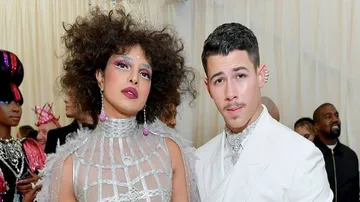 ହେୟାର୍‌ ଷ୍ଟାଇଲ୍‌ ପାଇଁ ଟ୍ରଲ୍‌ ହେଲେ ପ୍ରିୟଙ୍କା