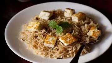 ପର୍ବପର୍ବାଣୀରେ ପ୍ରସ୍ତୁତ କରନ୍ତୁ ସ୍ୱାଦିଷ୍ଟ ‘ପନୀର୍ ପଲାଉ’ | Paneer Pulao Recipe in Odia