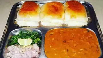 ୫ ମିନିଟ୍‌ରେ ପ୍ରସ୍ତୁତ କରନ୍ତୁ ସ୍ୱାଦିଷ୍ଟ ପାଓଭାଜି | Pav Bhaji Recipe Cooking Tips