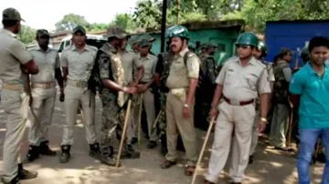 ୨ ସାହି ମଧ୍ୟରେ ଗୋଷ୍ଠୀ ସଂଘର୍ଷ, ପୁଲିସ୍‌ ମୁତୟନ