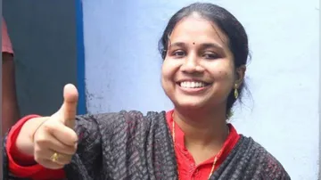 ଆଖିକୁ ଦେଖା ଯାଉନି, ତଥାପି UPSC ପରୀକ୍ଷାରେ କଲେ କମାଲ୍