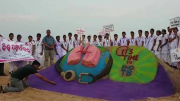 ବାଲୁକା କଳାରେ ଯକ୍ଷ୍ମାରୋଗର ଭୟାବହତା ସମ୍ପର୍କରେ ସଚେତନ କରିବାକୁ ଉଦ୍ୟମ