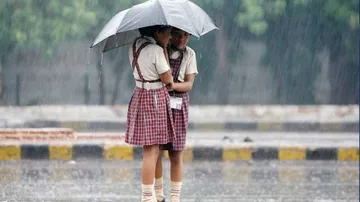 ପଶ୍ଚିମ-କେନ୍ଦ୍ରୀୟ ବଙ୍ଗୋପସାଗରରେ ଲଘୁଚାପ ୱେଲ୍ ମାର୍କରେ ପରିଣତ