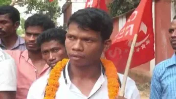 ପକେଟ୍‌ ଖାଲି ତଥାପି ରାଜନୀତି ରଣାଙ୍ଗନରେ ରାଜେନ୍ଦ୍ର