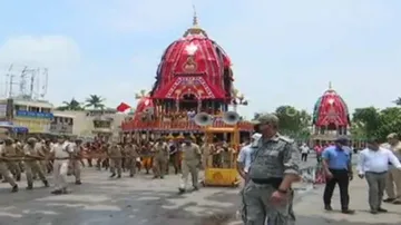 ଦକ୍ଷିଣ ମୋଡ଼ ନେଲେ ତିନି ରଥ