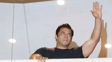 ବିଦେଶ ଯିବେ ସଲମାନ୍