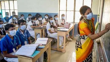 ଆସନ୍ତାକାଲିଠାରୁ ଖୋଲିବ ସ୍କୁଲ