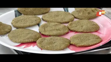 ବେଲ ପିଠା | Bela Pitha - Odia Food Recipe