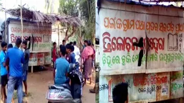 ଦୋକାନ ଉପରକୁ ବୋମା ମାଡ଼