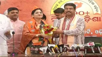 ପଦ୍ମ ଧରିଲେ ପୂର୍ବତନ କଂଗ୍ରେସ ନେତ୍ରୀ ସୋନାଲି ସାହୁ