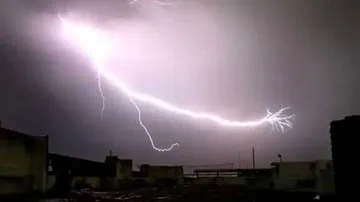 ୧୫ ଜିଲ୍ଲାକୁ ୟେଲୋ ୱାର୍ଣ୍ଣିଂ ଜାରି କଲା ପାଣିପାଗ ବିଭାଗ