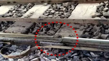 ଦୁର୍ଘଟଣାରୁ ଅଳ୍ପକେ ବର୍ତ୍ତିଲା ଟାଟା-ଆଲ୍ଲେପୀ ଏକ୍ସପ୍ରେସ୍