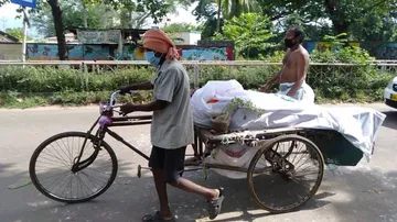 ମିଳିଲାନି କାନ୍ଧ, ଟ୍ରଲିରେ ଶ୍ମଶାନକୁ ଗଲା ମୃତଦେହ