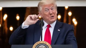 କୋଭିଡ୍‌-୧୯କୁ 'କୁଙ୍ଗ୍‌ ଫ୍ଲୁ' ନାମକରଣ କରି ଚାଇନାକୁ ଟାର୍ଗେଟ୍‌ କଲେ ଟ୍ରମ୍ପ