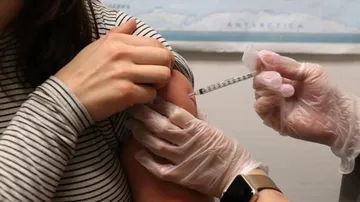 ଭାରତରେ ବନ୍ଦ ହେବନି ଅକ୍ସଫୋର୍ଡ ୟୁନିଭର୍ସିଟି କରୋନା ଭ୍ୟାକସିନର ଟ୍ରାଏଲ୍