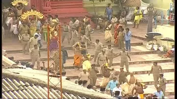 ମରାମତି ହେବ ଶ୍ରୀଜିଉ ଓ ବଡ଼ ଠାକୁରଙ୍କ ସୁନା କୁଣ୍ଡଳ-ଶ୍ରୀଭୁଜ