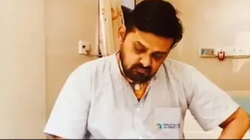 ୱାଜିଦ୍‌ ଖାନ୍‌ଙ୍କ ପିଆନୋ ବଜାଉଥିବାର ଭିଡିଓ ଭାଇରାଲ