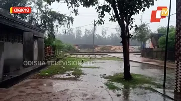 ବାତ୍ୟା ପୂର୍ବରୁ ଅଶାନ୍ତ ସମୁଦ୍ର!
